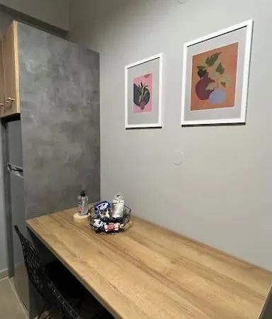 K&m 40 Ekklision B' شقة دراما