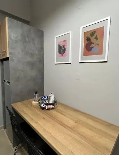 K&m 40 Ekklision B' Appartement Dráma