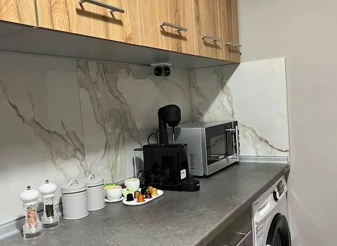 K&m 40 Ekklision B' Appartement Dráma